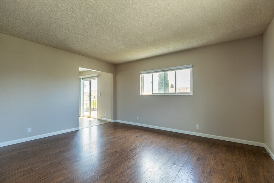 More Photos Of 479 Shy Ln, Chula Vista Multifamily For Sale