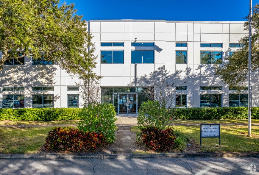 More Photos Of 7337 Bryan Dairy Rd, Largo Manufacturing For Lease