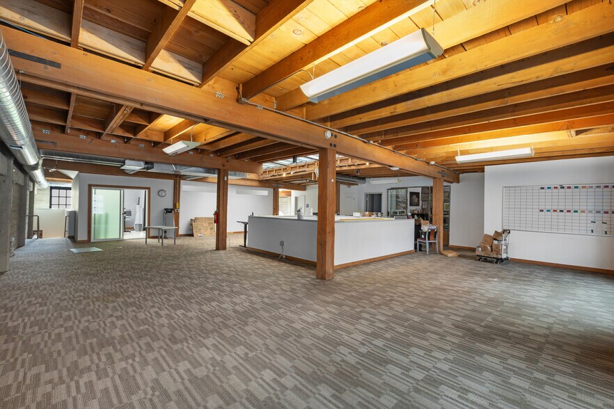 More Photos Of 1370 Harrison St, San Francisco Flex For Sale