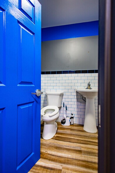 More Photos Of 99 N Main St, High Bridge Freestanding For Lease