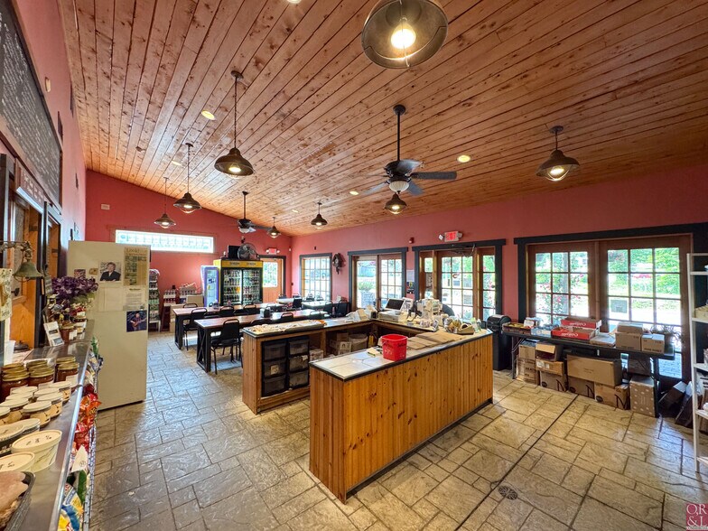 More Photos Of 1320 E Main St, Meriden Restaurant For Sale