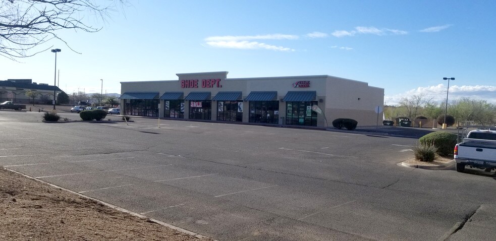 More Photos Of 199 W 5th St, Douglas Unknown For Lease