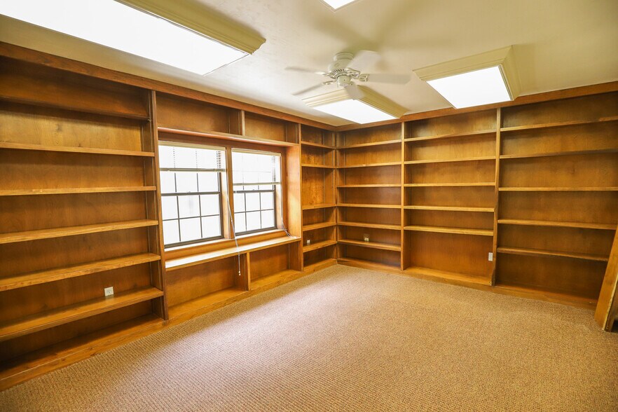 More Photos Of 305 SE 2nd Ave, Gainesville Office For Lease