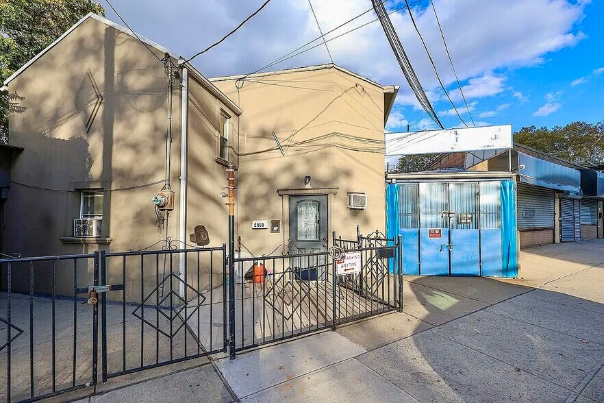 More Photos Of , Brooklyn Unknown For Sale