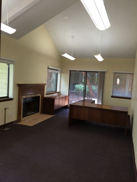 More Photos Of 5951 S Middlefield Rd, Littleton Office For Lease