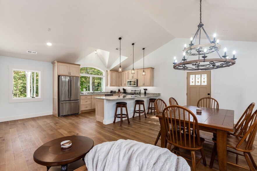 More Photos Of 16012 OH-678, Rockbridge Lodge Meeting Hall For Sale