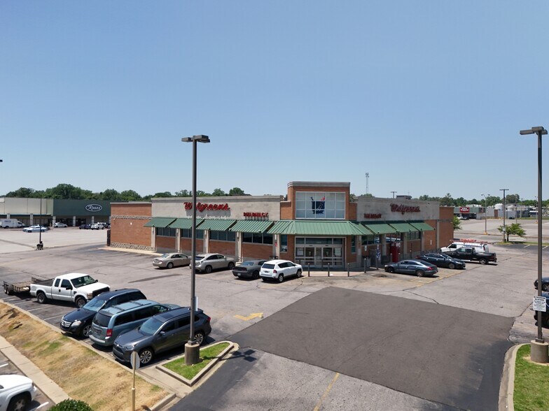 More Photos Of 1781-1977 S 3rd St, Memphis Unknown For Lease