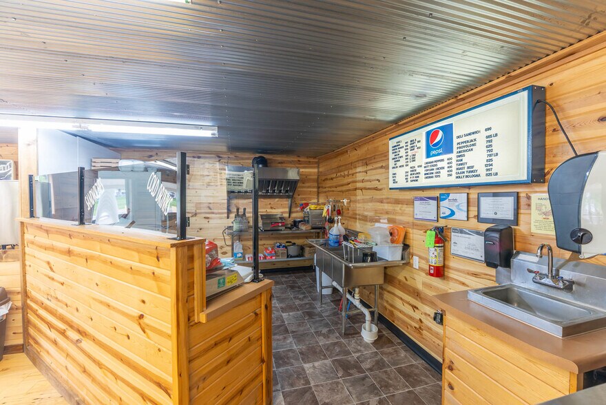 More Photos Of 5412 AR-56, Violet Hill Service Station For Sale