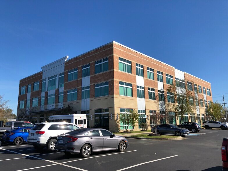 More Photos Of 10665 Stanhaven Pl, White Plains Office For Lease