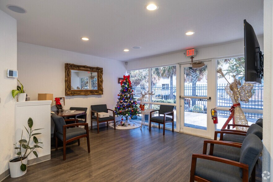 More Photos Of 400 15th St N, Saint Petersburg Medical For Lease