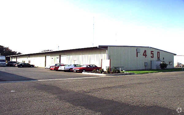 More Photos Of 1400 Carpenter Ln, Modesto Warehouse For Lease