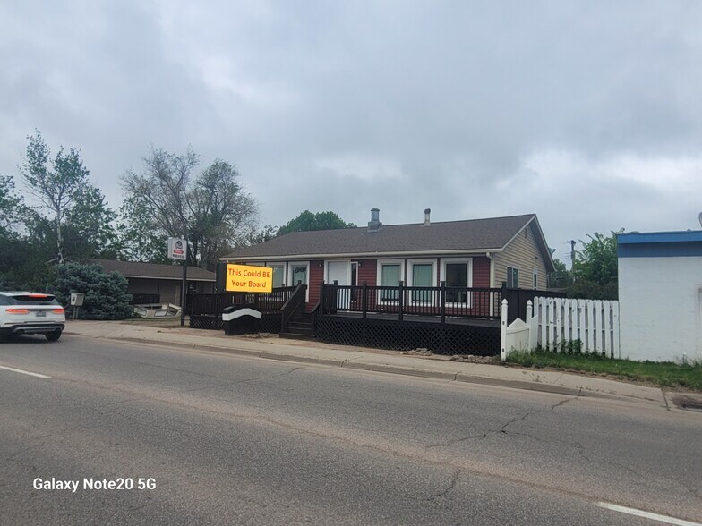 More Photos Of 611 Coffeen Ave, Sheridan Storefront Retail Office For Lease