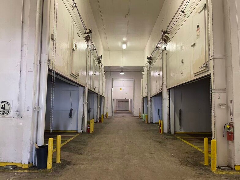 More Photos Of 369 Road 176, Delano Refrigeration Cold Storage For Sale