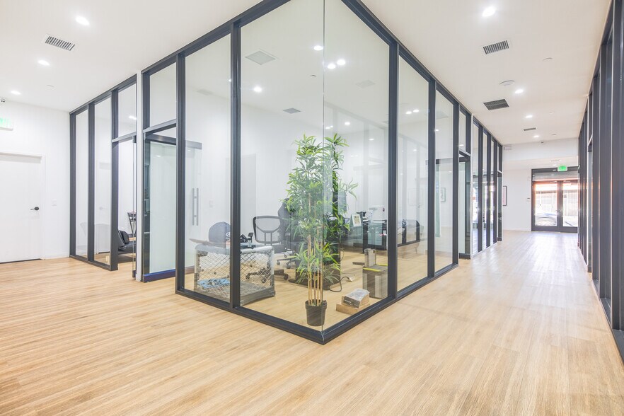 More Photos Of 2300 S Broadway, Los Angeles Manufacturing For Sale