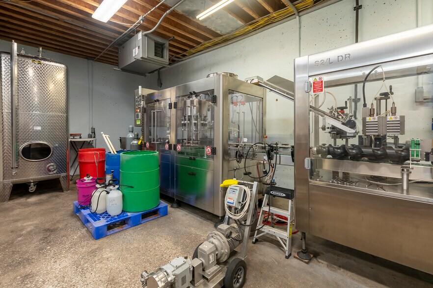More Photos Of 14391 IL-37, Whittington Winery Vineyard For Sale