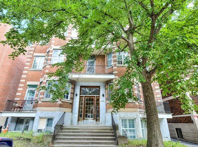 More Photos Of , Montréal Multifamily For Sale