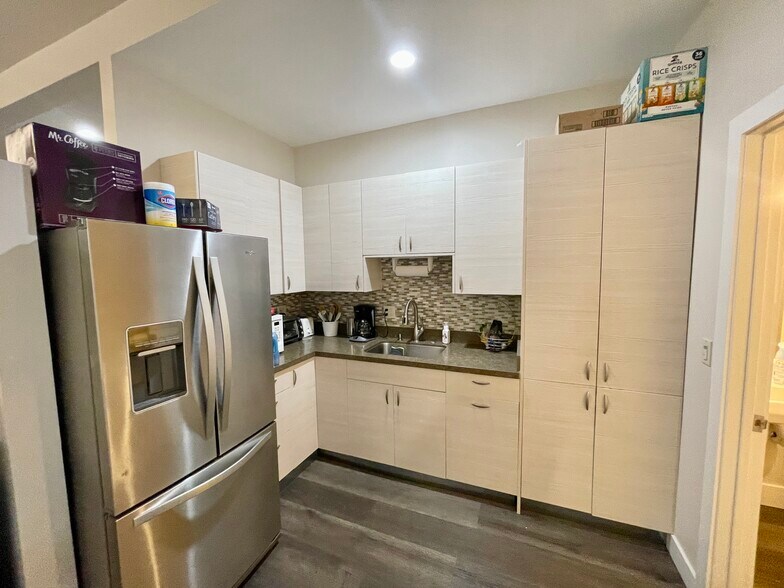 More Photos Of 1342 Lincoln Ave, San Jose Storefront Retail Office For Lease