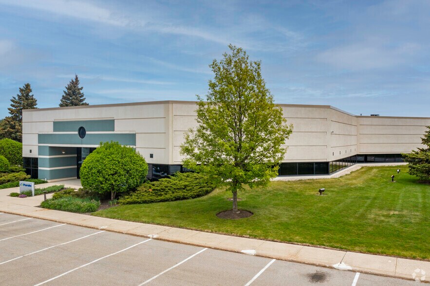 More Photos Of 8400 Lakeview Pky, Pleasant Prairie Light Distribution For Lease