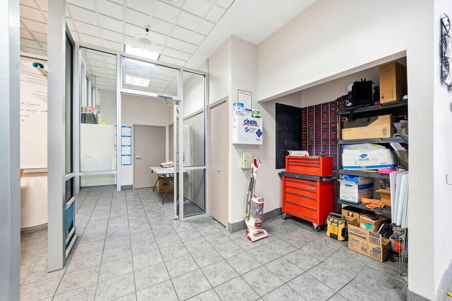 More Photos Of 2214 W Elk Ave, Elizabethton Auto Dealership For Sale