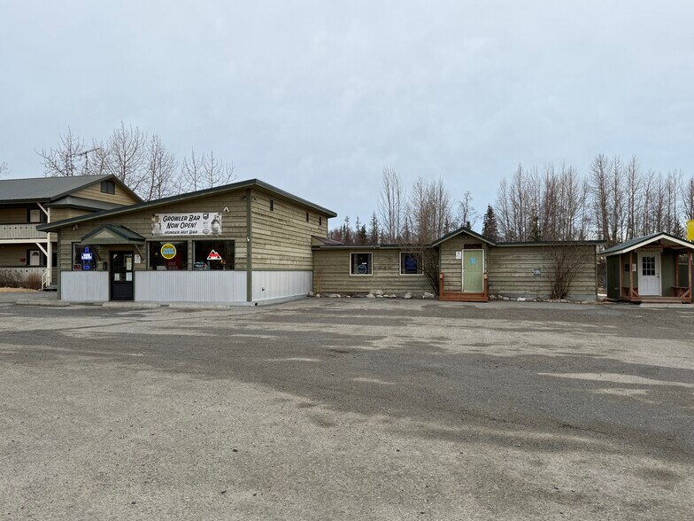 More Photos Of 51815 Kenai Spur Hwy, Kenai General Retail For Sale