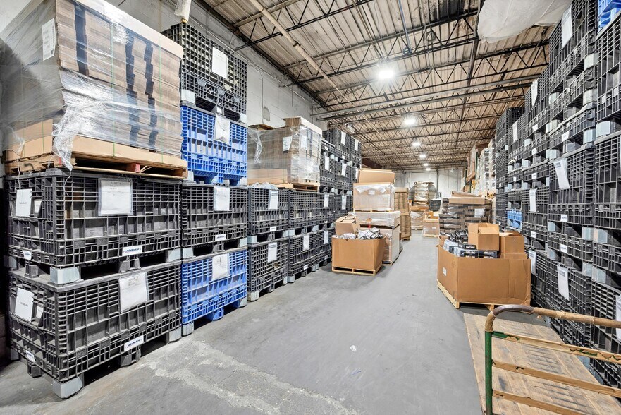 More Photos Of 110 Industrial Rd, New Windsor Township Warehouse For Lease