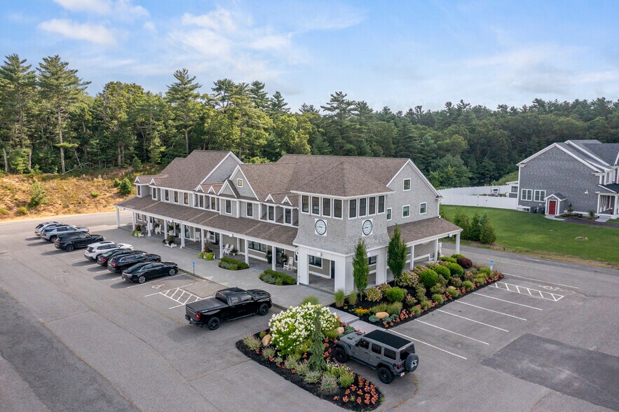 More Photos Of 431 Country Club Way, Kingston Storefront Retail Office For Lease
