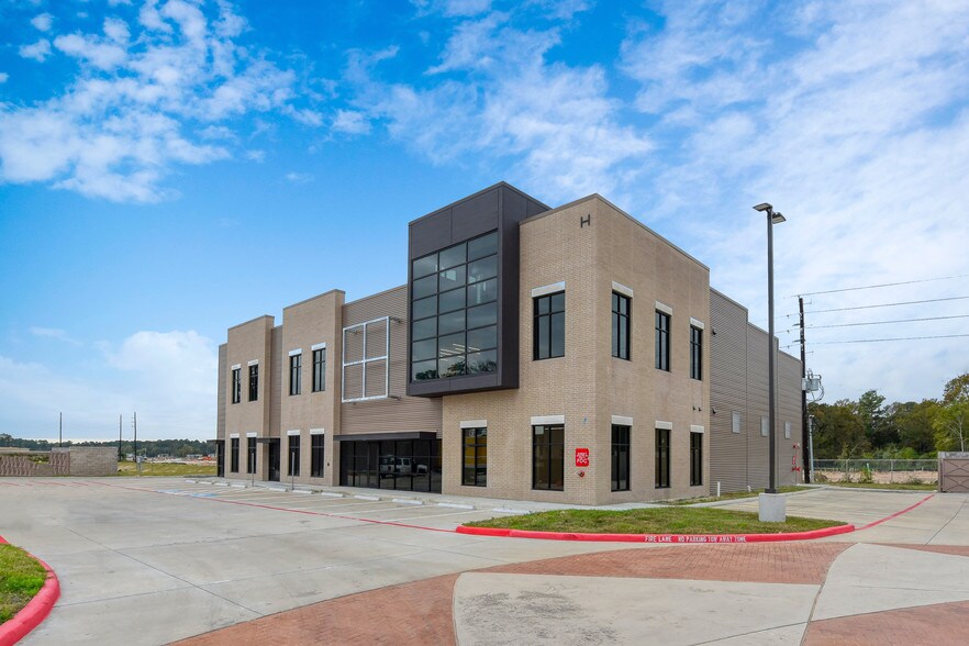 More Photos Of 24527 Gosling Rd, Spring Flex For Lease