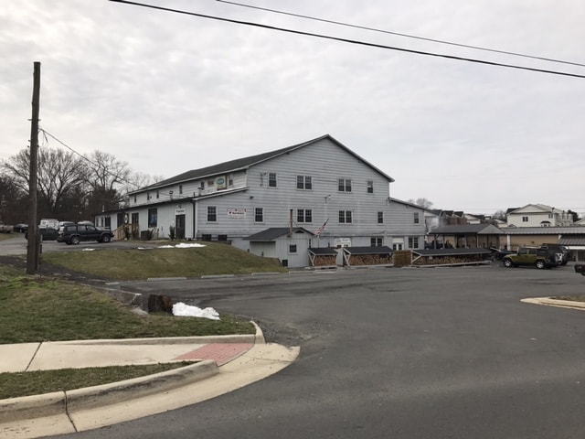 More Photos Of 251 N 21st St, Purcellville General Retail For Lease