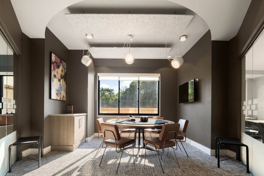 More Photos Of 15-27 Bank St, White Plains Apartments For Lease