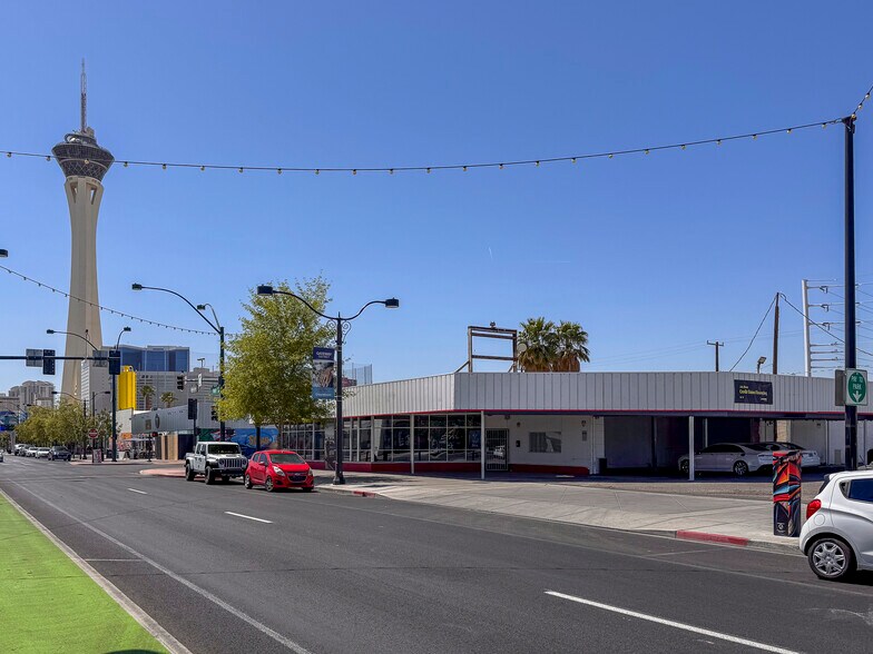 Primary Photo Of 1416 S Main Street, Las Vegas General Retail For Lease