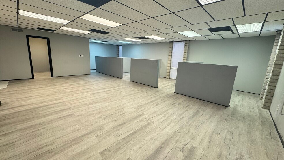 More Photos Of 2201 S McClintock Dr, Tempe Office For Lease