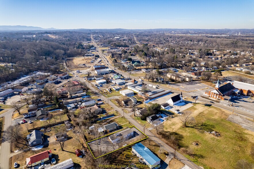 More Photos Of 2336 Old Knoxville Pike, Maryville Light Manufacturing For Sale