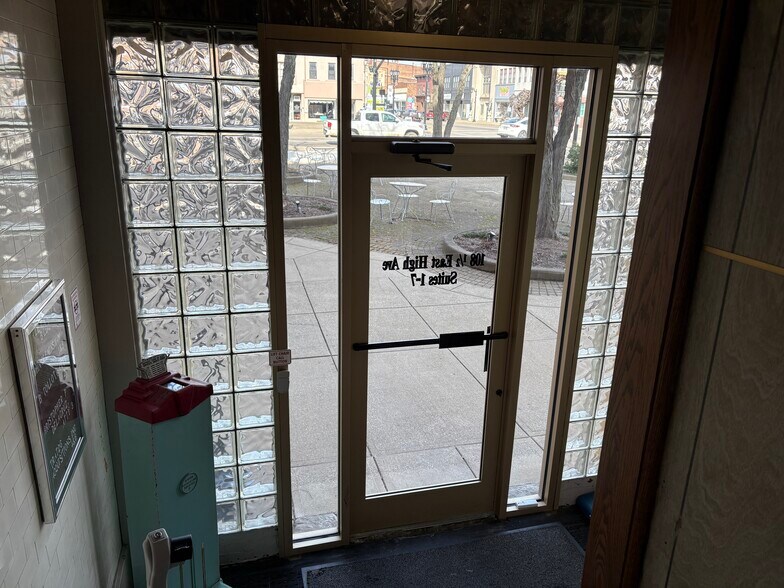More Photos Of 108 E High Ave, New Philadelphia Office For Lease