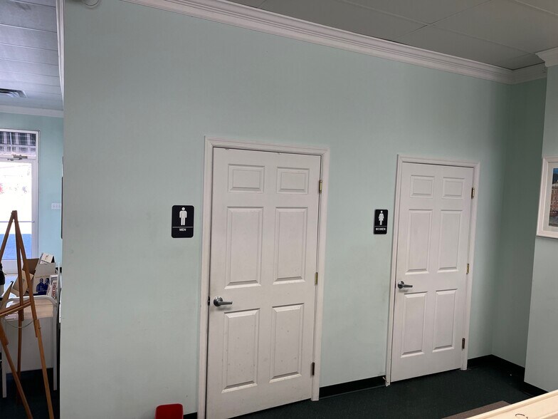 More Photos Of 119 W Bel Air Ave, Aberdeen Storefront For Sale