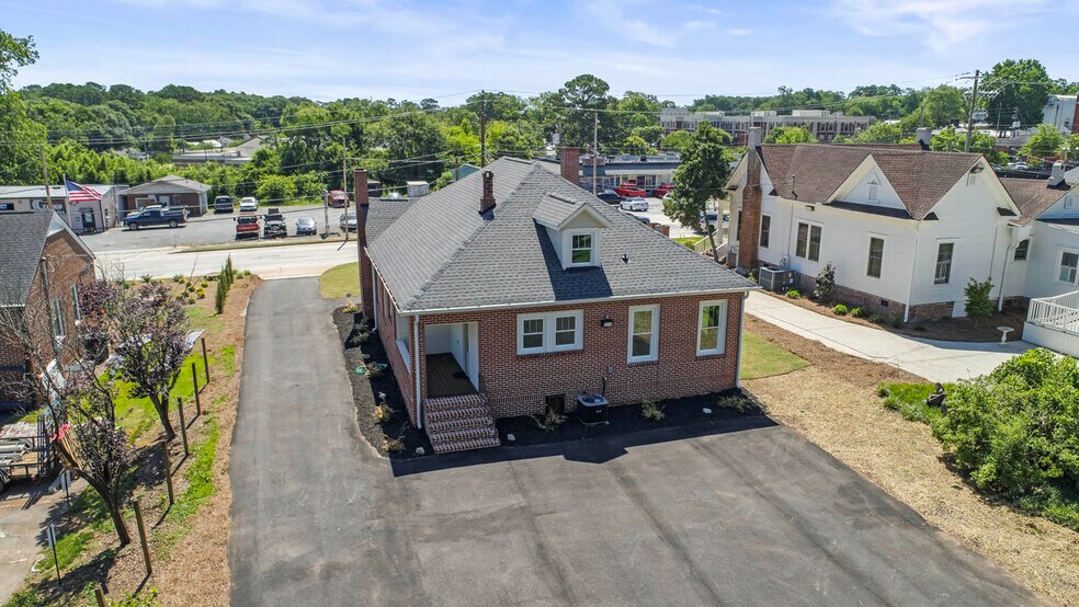 More Photos Of 56 Atlanta St, McDonough Office For Sale