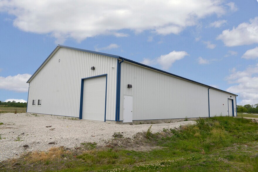 Primary Photo Of 1530 Titanium Dr, Ottawa Showroom For Lease