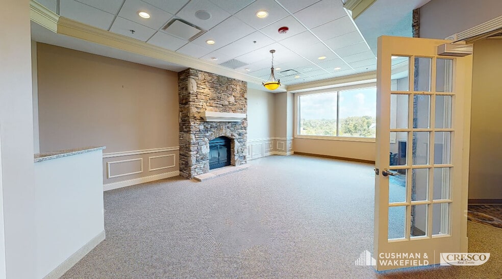 More Photos Of 5655 Hudson Dr, Hudson Medical For Lease