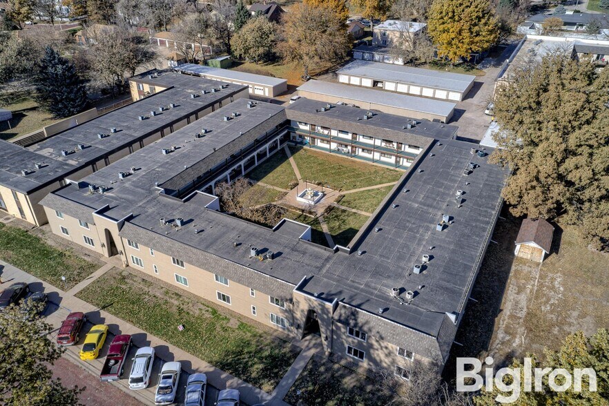 More Photos Of 633 E 10th St, York Apartments For Sale