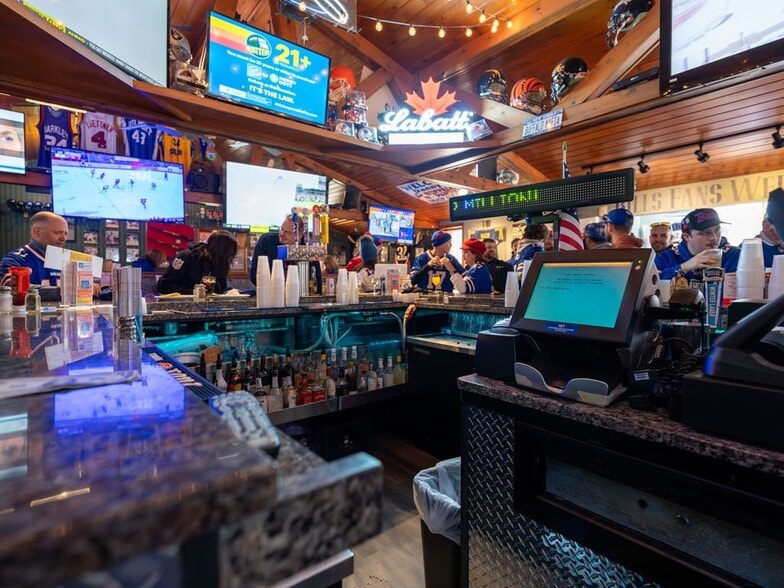 More Photos Of 4300 Abbott Rd, Orchard Park Restaurant For Sale