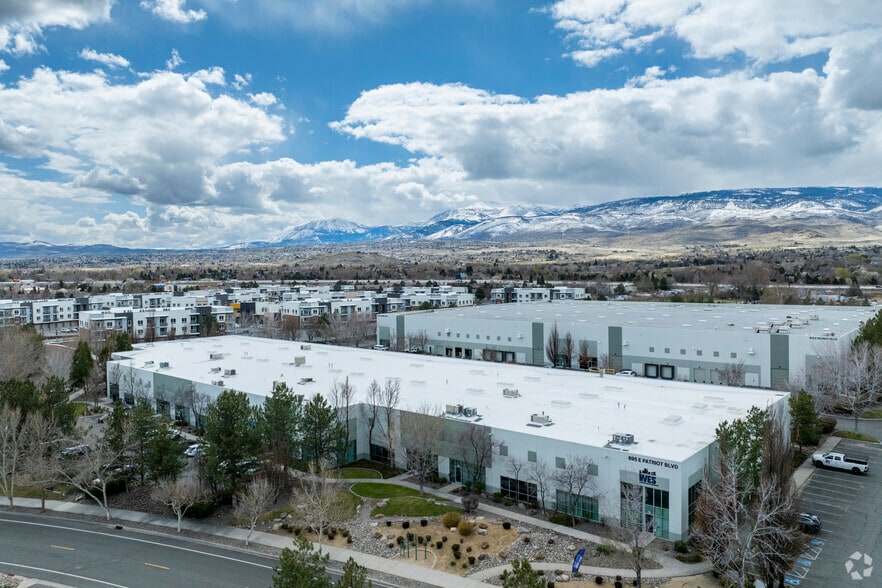 More Photos Of 895 E Patriot Blvd, Reno Distribution For Lease