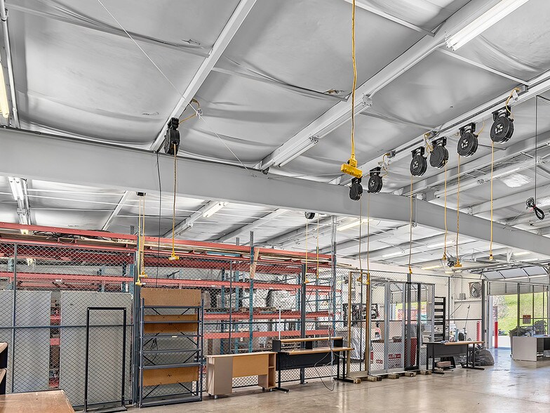 More Photos Of 2 Trident Dr, Arden Light Distribution For Lease