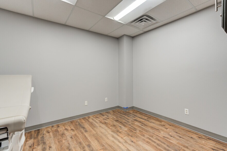 More Photos Of 3508 22nd Pl, Lubbock Medical For Sale