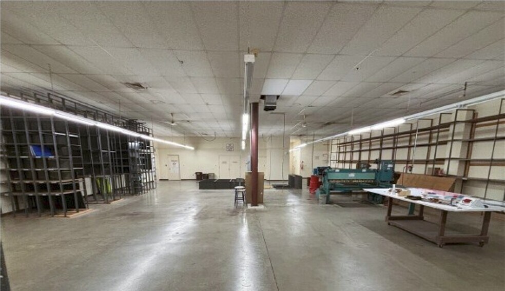 More Photos Of 70 Burt Dr, Deer Park Manufacturing For Sale