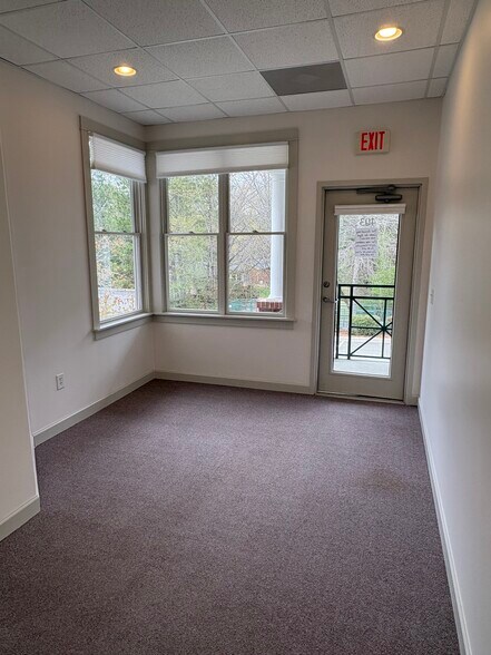 More Photos Of 1502 W NC Highway 54, Durham Office For Sale