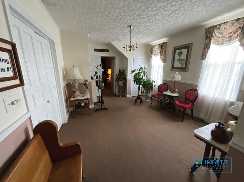 More Photos Of 6005-6009 Harford Rd, Baltimore Cemetery Mausoleum For Sale