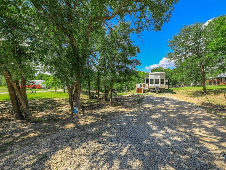 More Photos Of 16064 Mulberry Dr, Little Elm Hospitality For Sale