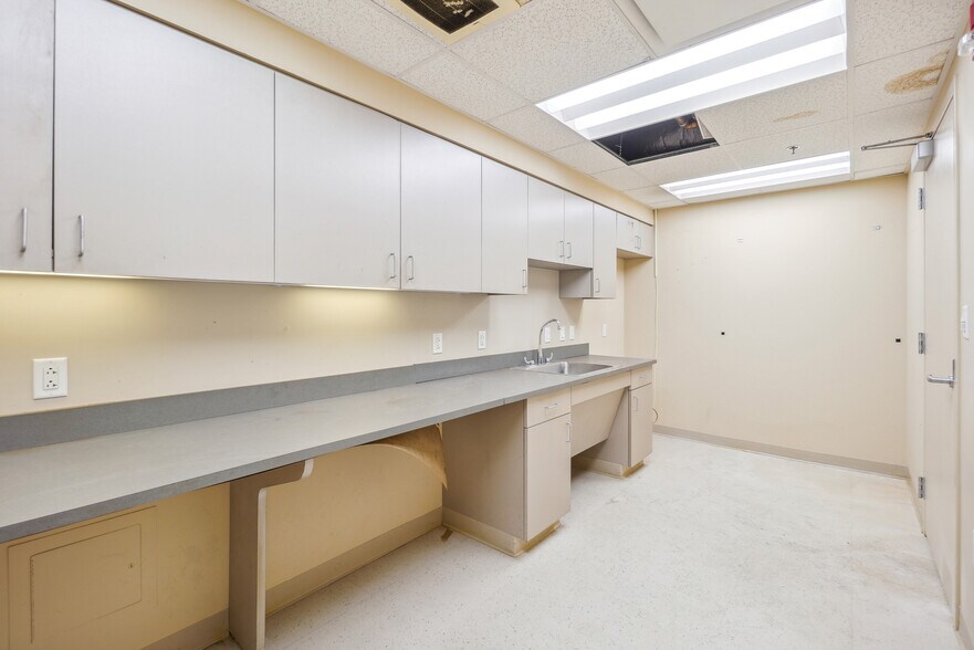 More Photos Of 1150 K St NW, Washington Apartments For Lease