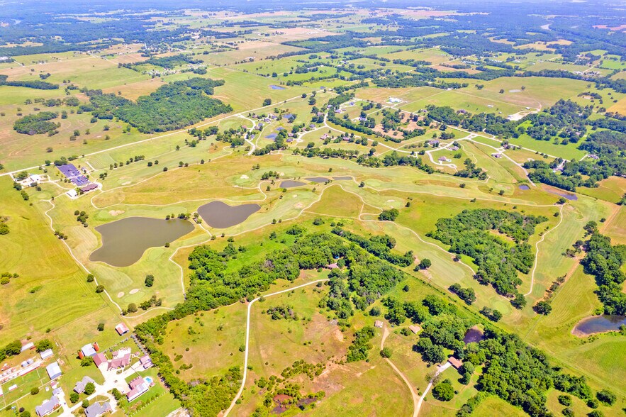 More Photos Of 10301 S 600 Rd, Miami Golf Course Driving Range For Sale