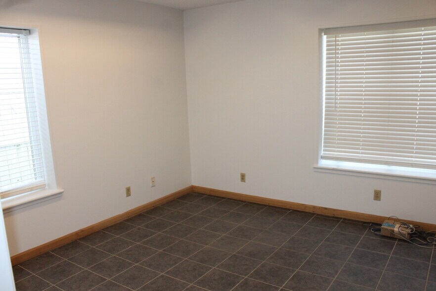 More Photos Of 320 W Lincoln Hwy, Cortland Industrial For Sale