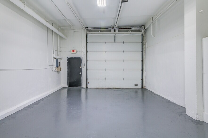More Photos Of 46-48 Lafayette Ave, New Rochelle Warehouse For Lease